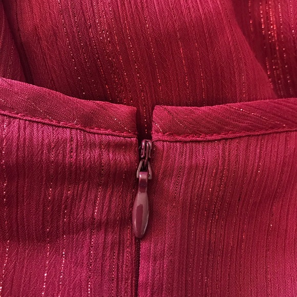 Rachel Zoe Bell sleeves, cold shoulder dress🌺🌺 - Picture 7 of 10